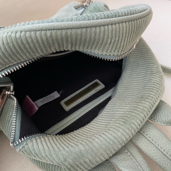 Pocket front corduroy mini backpack - Picture 6 of 10